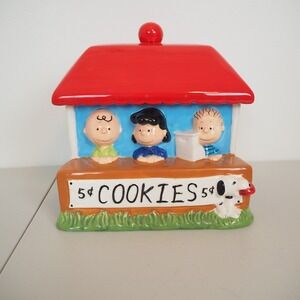 Peanuts Gang Cookie Stand Westland Giftware Cookie Jar, Charlie Brown #20718